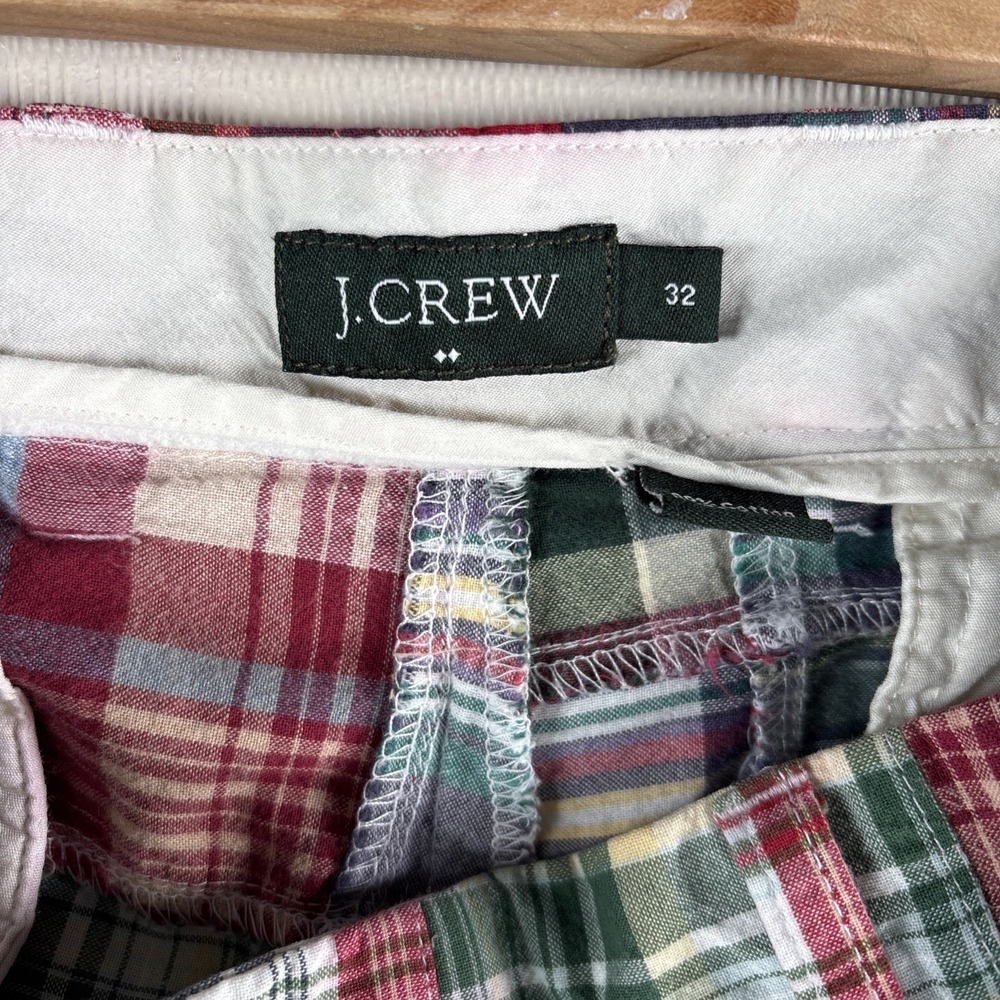 J.Crew Patchwork Shorts Mens 32 Plaid 8" Inseam Lightweight Preppy - Picture 2 of 9